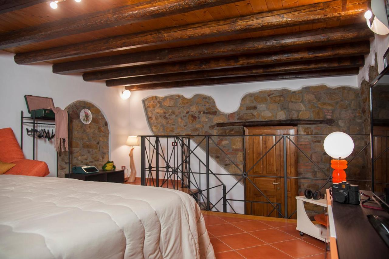 Mirose'S Holiday Home Castelbuono  Bagian luar foto